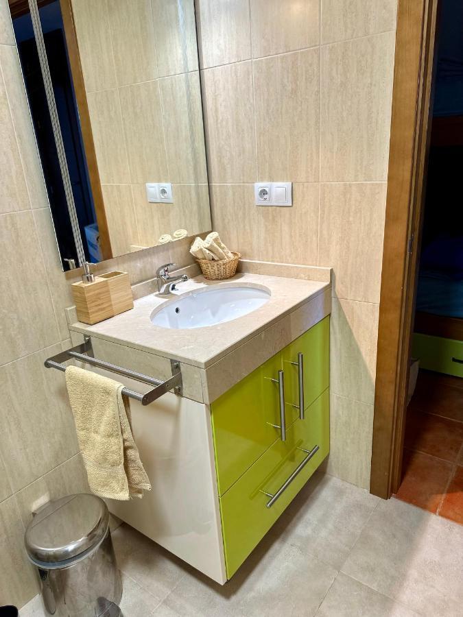 Monte Oiz Con Wifi Y Parking Gratis Apartamento Serra Nevada Exterior foto