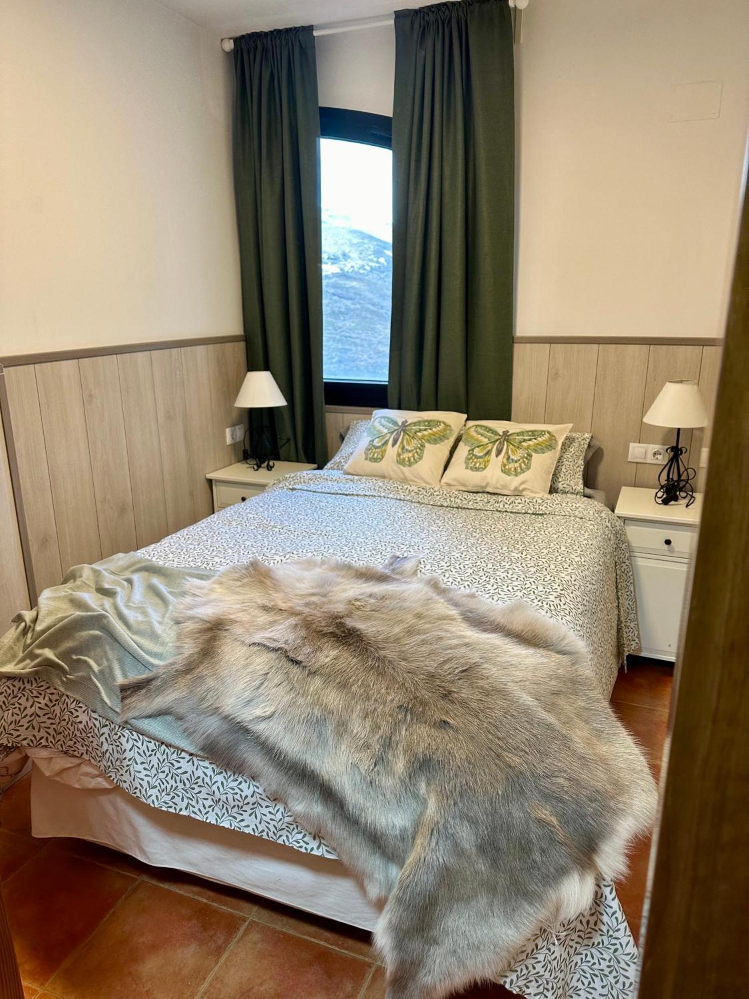 Monte Oiz Con Wifi Y Parking Gratis Apartamento Serra Nevada Exterior foto